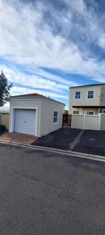 2 Bedroom Property for Sale in Parklands Western Cape